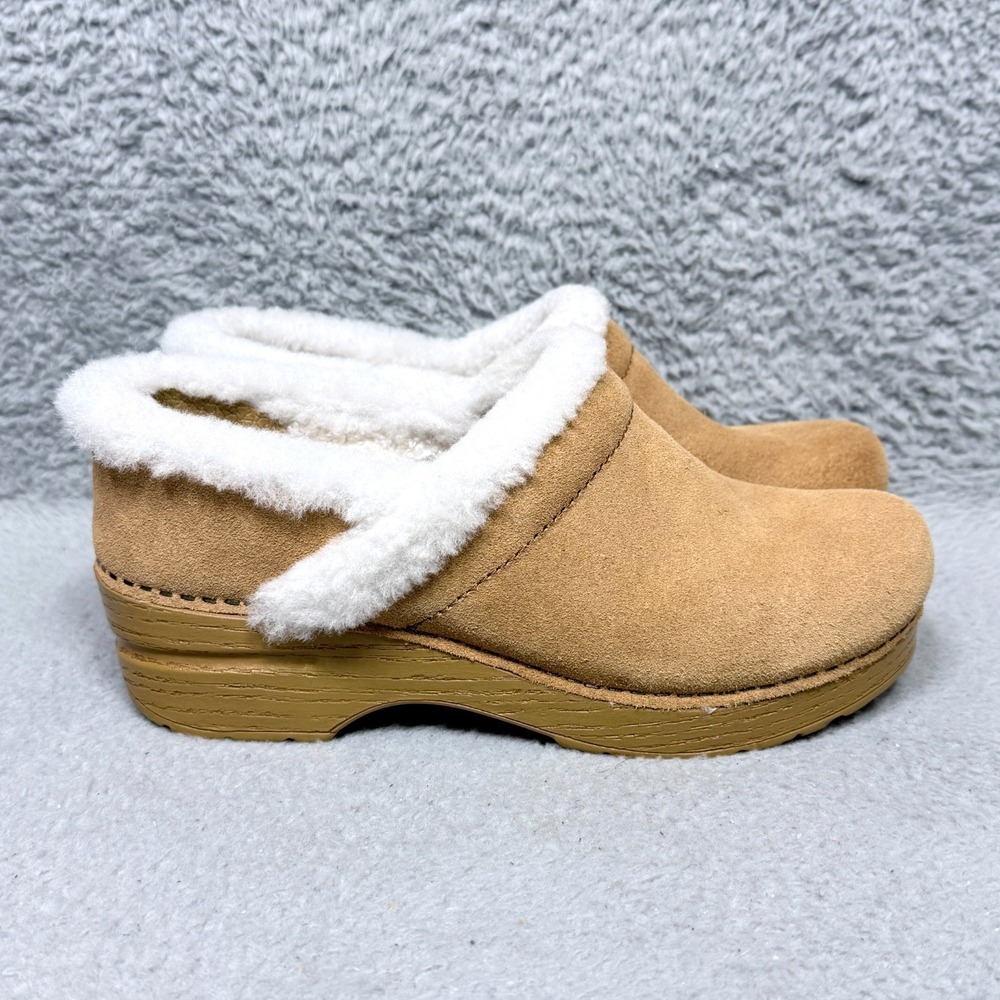 Dansko Professional Cozy Womens Size 37 US 6.5 Clogs Shoes Brown Suede Shearling